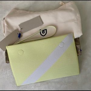 Rothy’s The Essential Pouch - lime